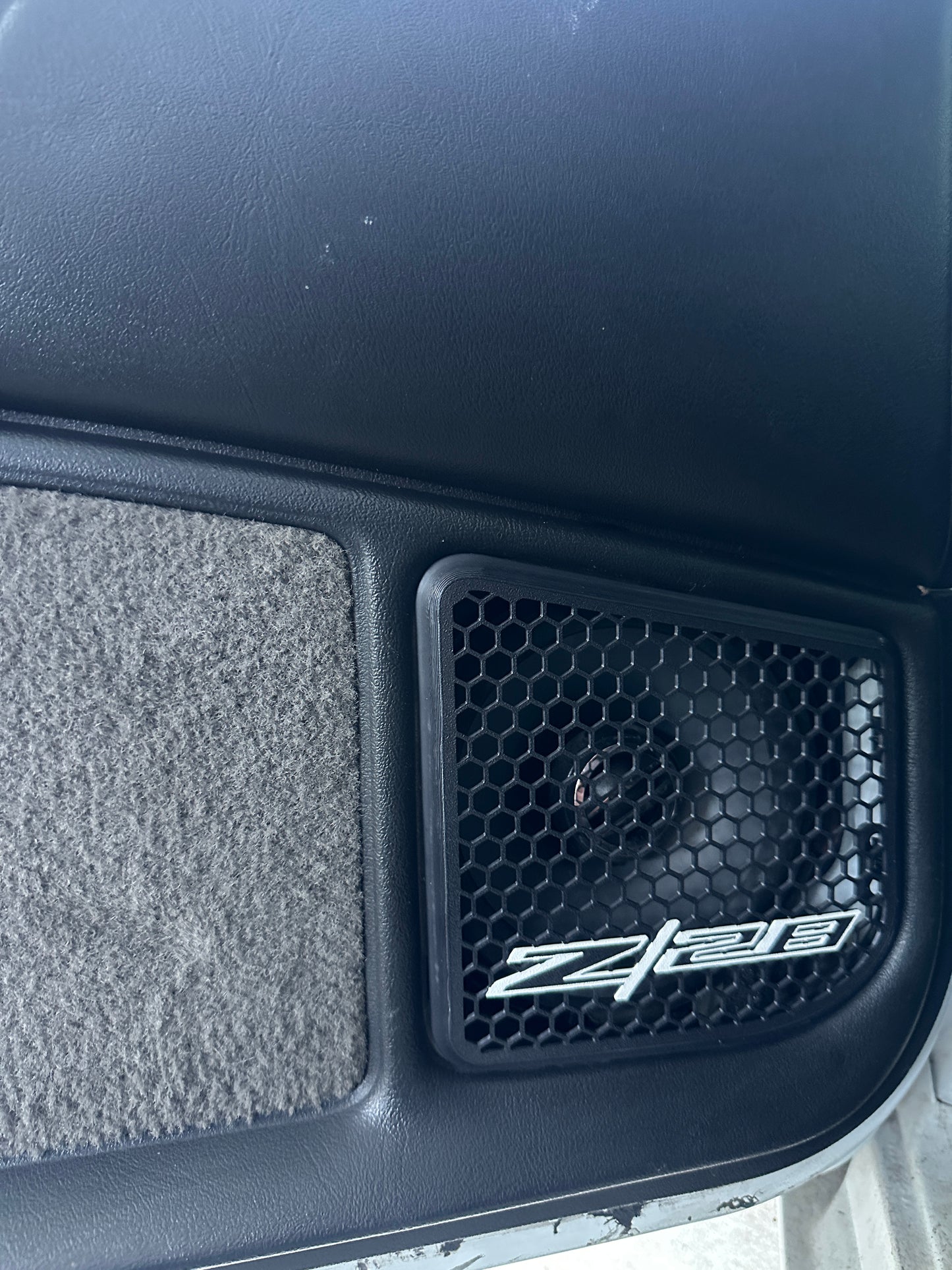 '93-02 Camaro Front Door Speaker Grilles